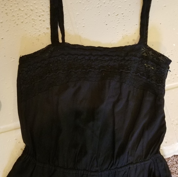 3/$15🌈Forever 21 Romper. Has pockets! - Picture 2 of 8